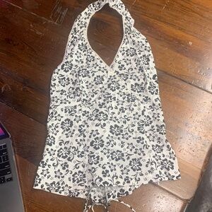 SO black and white flowered halter, size L